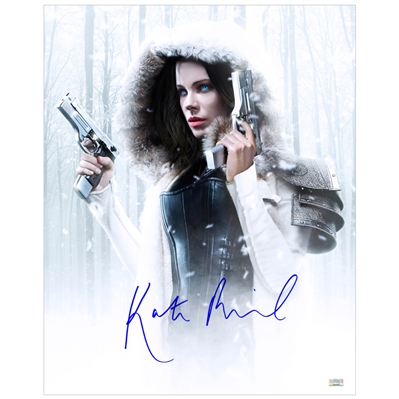 Kate Beckinsale Autographed Underworld 16×20 Blood Wars Photo