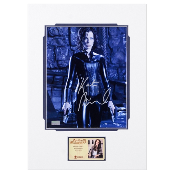 Kate Beckinsale Autographed Underworld Selene Death Dealer 8×10 Matted Photo