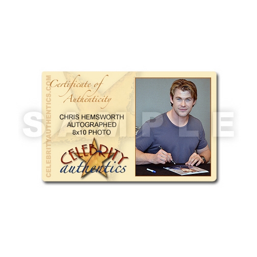 Lot Detail Chris Hemsworth Autographed 8 10 Portrait Photo CGC