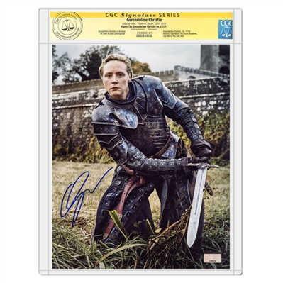 Gwendoline Christie Autographed Game of Thrones Brienne of Tarth 8×10 Photo * CGC Signature Series
