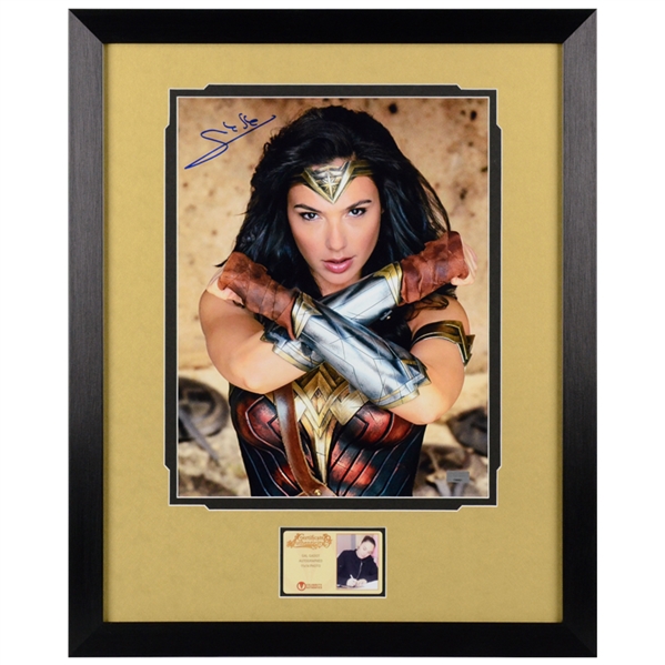 Gal Gadot Autographed Wonder Woman 11x14 Framed Photo