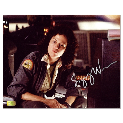 Sigourney Weaver Autographed Alien In Thought 8x10 Photo