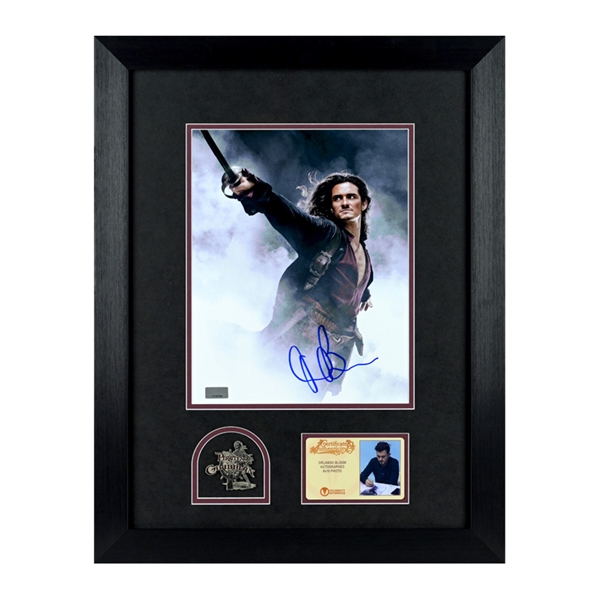 Orlando Bloom Autographed Pirates of the Caribbean Will Turner 8x10 Photo Framed Display with Collector Pin