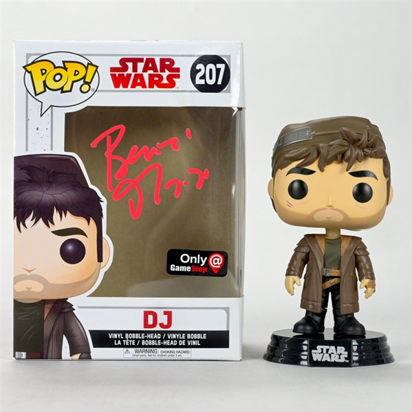 Benicio Del Toro Autographed Star Wars DJ Vinyl GameStop Exclusive POP! Figure #207