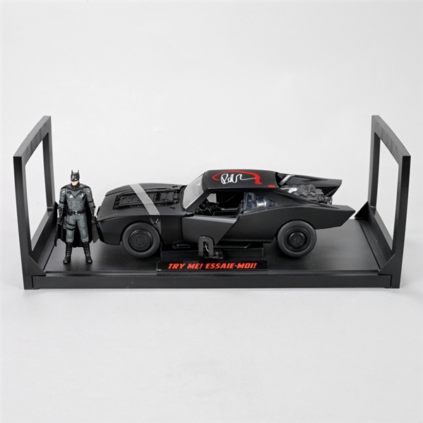Robert Pattinson Autographed Jada 2022 The Batman 1:18 Scale Die-Cast Batmobile with 3.75" Figure