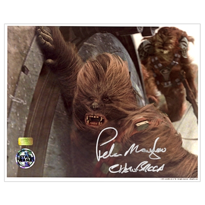 Peter Mayhew Autographed Star Wars 8x10 Battle Ready Chewbacca Photo