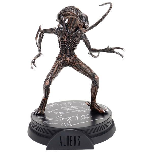 Aliens Cast Autographed Palisades Alien Warrior Signature Statue