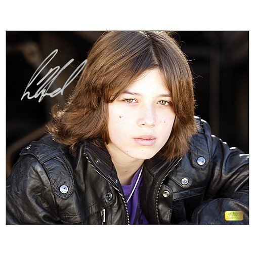 Leo Howard Autographed 8x10 Close Up Photo