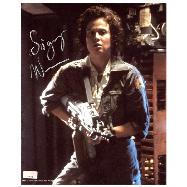 Sigourney Weaver Autographed 8×10 Alien Action Photo