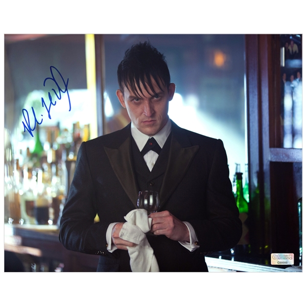 Robin Lord Taylor Autographed 8×10 Gotham Scene Photo