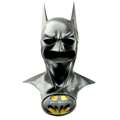 Val Kilmer Autographed Batman Forever 1:1 Scale Cowl