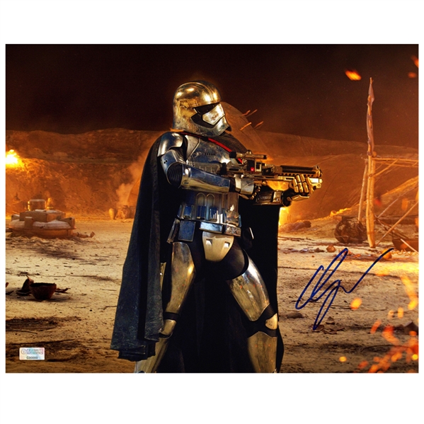 Gwendoline Christie Autographed Star Wars: The Force Awakens 8x10 Attack On Tuanul Photo