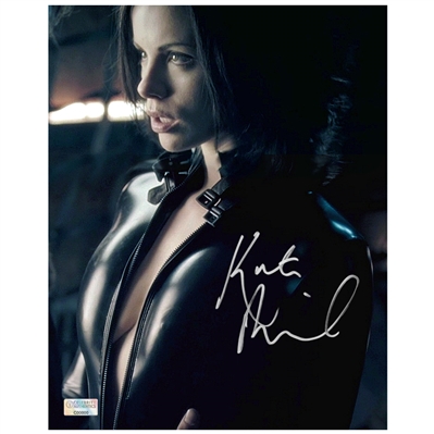Kate Beckinsale Autographed Underworld: Evolution 8x10 Selene Death Dealer