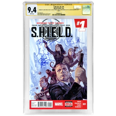 Clark Gregg, Chloe Bennet, Cobie Smulders and Hayley Atwell Agents of S.H.I.E.L.D. #1 CGC SS 9.4 Comic 