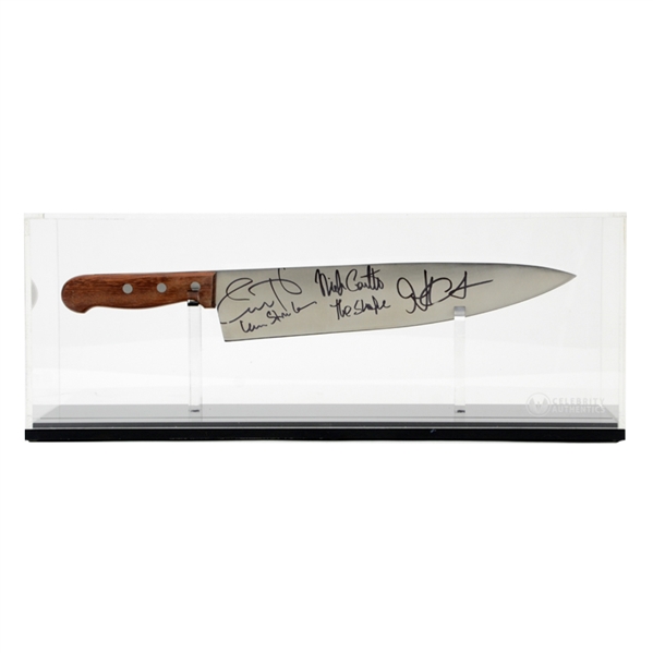 Jamie Lee Curtis, Nick Castle, John Carpenter Autographed Halloween Knife with Display Case * VERY RARE!