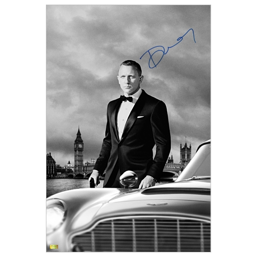 Daniel Craig Autographed Skyfall 16x24 London Calling Photo