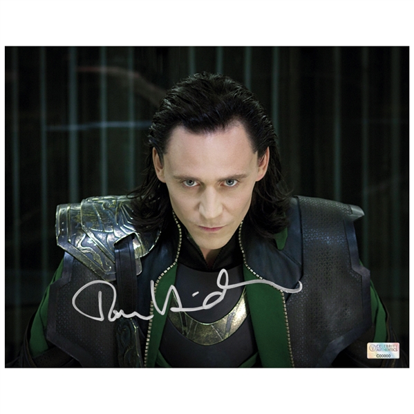 Tom Hiddleston Autographed The Avengers 8×10 Loki Photo