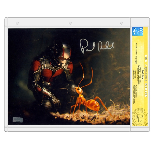 Paul Rudd Autographed 2015 Ant-Man The Hive 8x10 Photo * CGC Signature Series