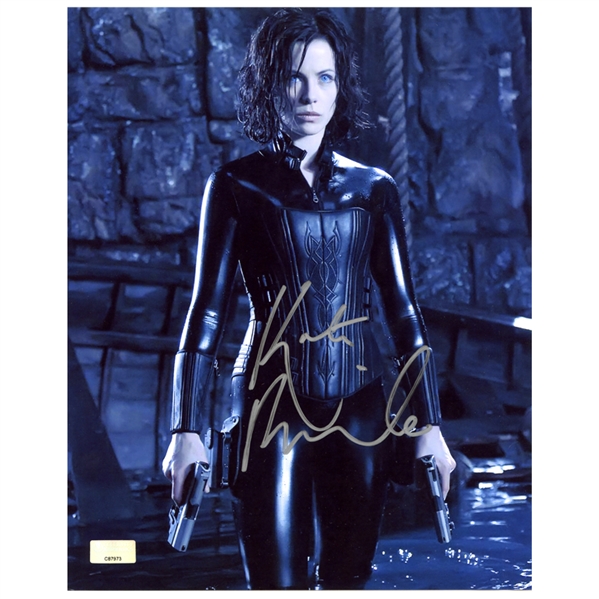 Kate Beckinsale Autographed Underworld: Awakening Selene 8x10 Photo