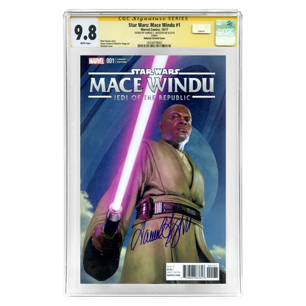Samuel L. Jackson Autographed 2017 Mace Windu #1 with Photo Variant Cover CGC SS 9.8