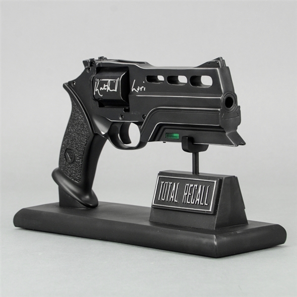  Kate Beckinsale Autographed HCG Total Recall 1:1 Scale Blaster with Lori Inscription