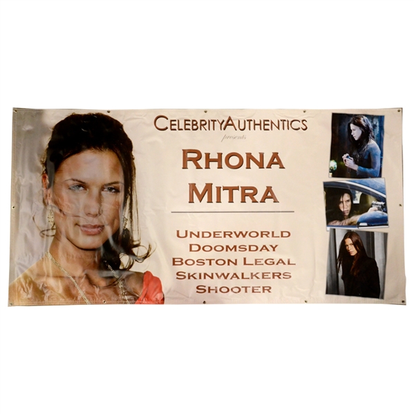 Rhona Mitra  2009 Wizard World Chicago Show Banner 