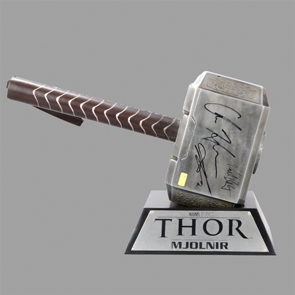 Avengers Cast Autographed Museum Replicas Thor 1:1 Scale Steel Mjolnir Hammer *Hemsworth, Evans, Ruffalo, Rudd, Lee, Hiddleston, Mackie, Bettany, Renner, Smulders