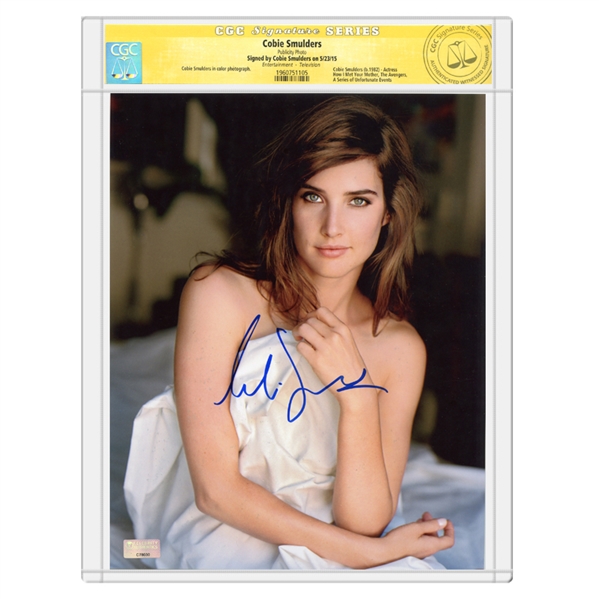 Cobie Smulders Autographed Studio 8x10 Photo * CGC Signature Series