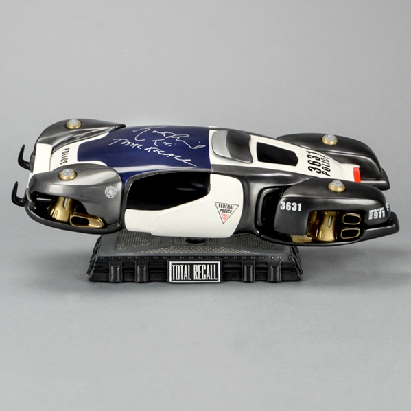 Kate Beckinsale Autographed HCG Total Recall Flying Police Car 20" Statue with Lori - Total Recall Inscription