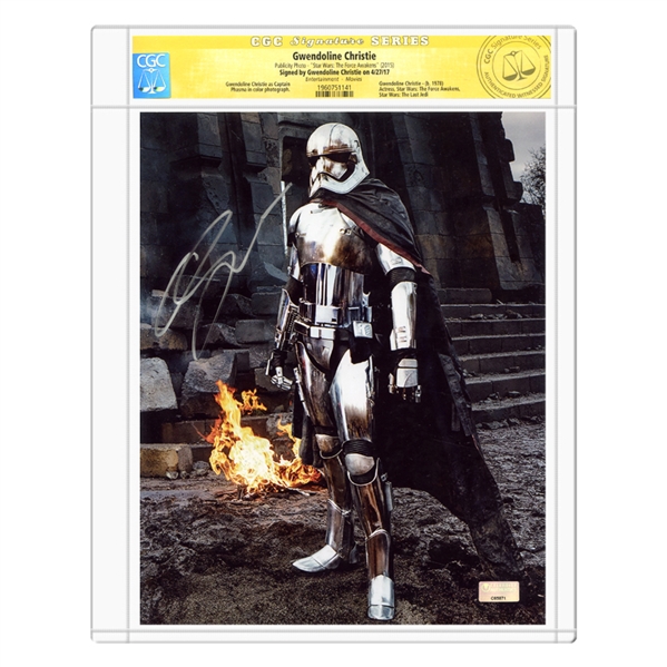 Gwendoline Christie Autographed Star Wars: The Force Awakens 8×10 Captain Phasma on Takodana Photo * CGC Signature Series