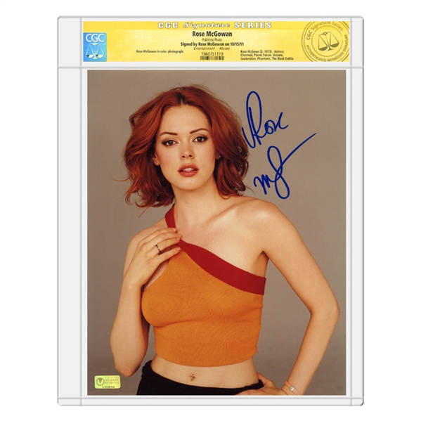 Rose McGowan Autographed Charmed Paige Matthews 8x10 Portrait Photo *CGC Signature Series 