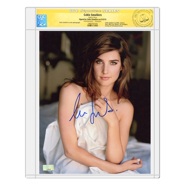 Cobie Smulders Autographed 8x10 Studio Photo * CGC Signature Series