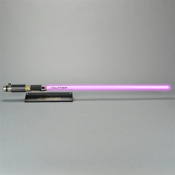 Samuel L. Jackson Autographed Master Replicas Star Wars Revenge of the Sith Mace Windu Force FX Lightsaber