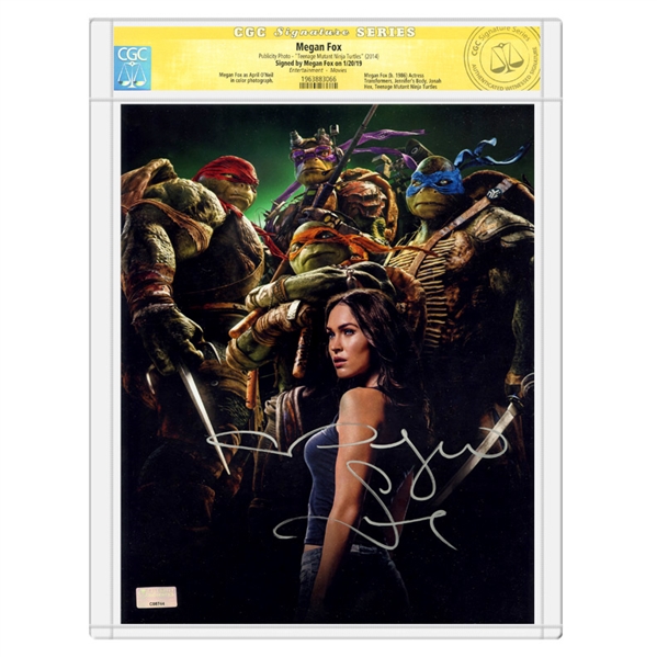Megan Fox Autographed Teenage Mutant Ninja Turtles 8×10 Photo * CGC Signature Series