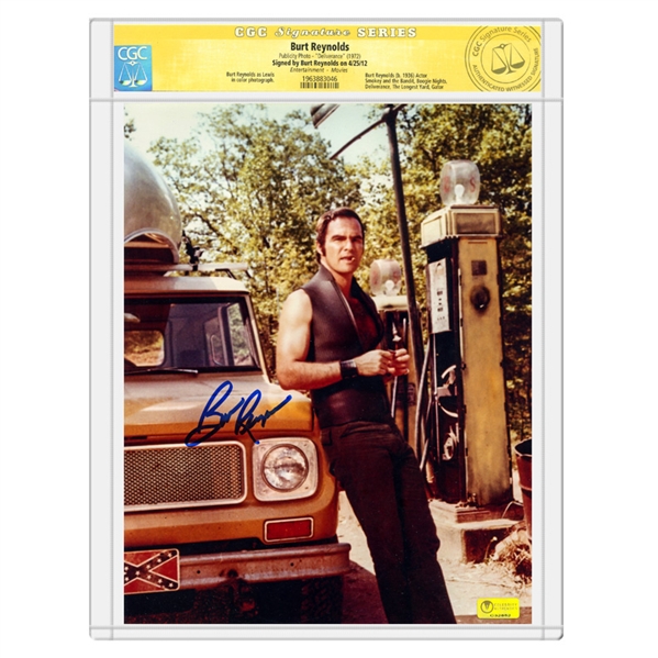 Burt Reynolds Autographed 1972 Deliverance 8x10 Photo * CGC Signature Series