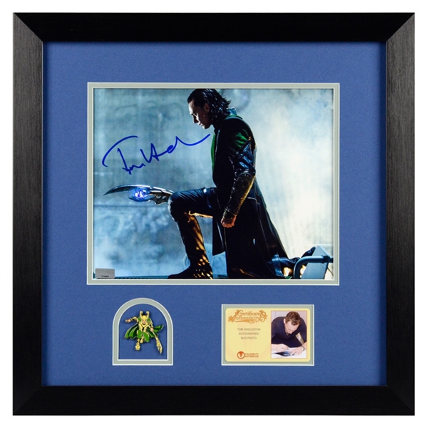 Tom Hiddleston Autographed Thor Master of Mischief Loki 8x10 Framed Photo with Limited Edition Loki Collectors Pin
