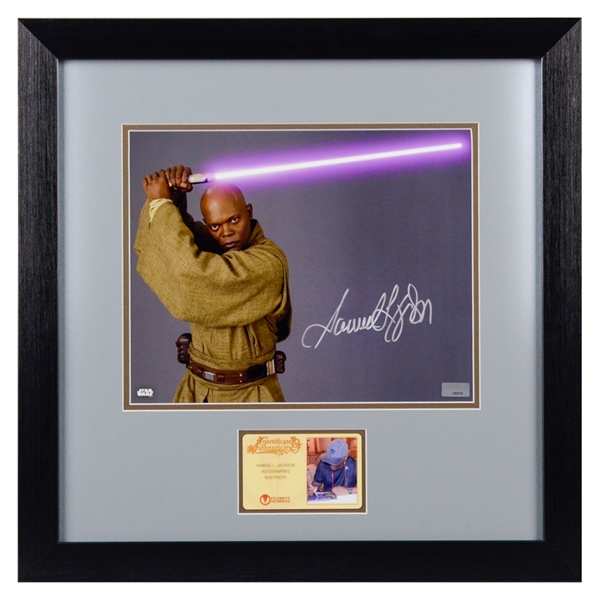 Samuel L. Jackson Autographed Star Wars Mace Windu 8x10 Framed Portrait Photo