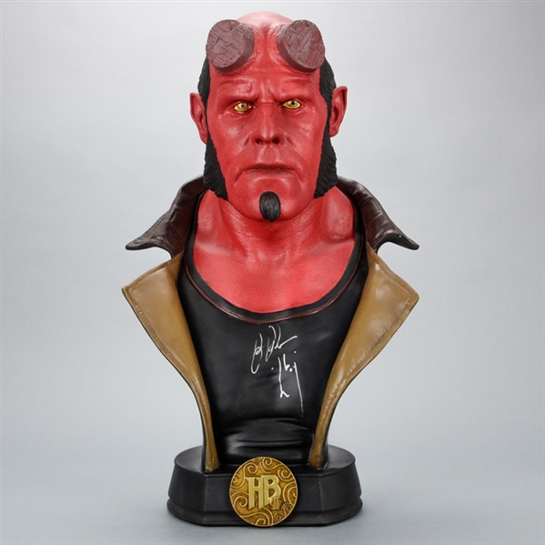 Ron Perlman Autographed Hellboy II: The Golden Army Sideshow Hellboy 1:1 Scale Bust
