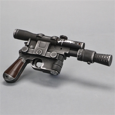  Alden Ehrenreich Autographed Star Wars Han Solo 1:1 Scale DL44 Prop Replica Blaster