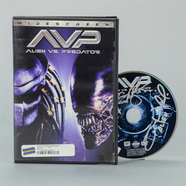Alec Gillis, Tom Woodruff Jr, Ian Whyte Autographed AVP Alien vs Predator DVD