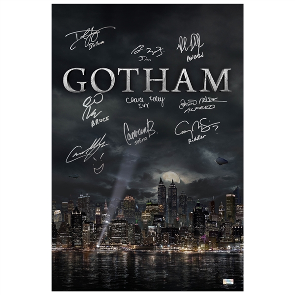 McKenzie, Bicondova, Logue, Mazouz Gotham Cast Autographed Cityscape 16x24 Poster