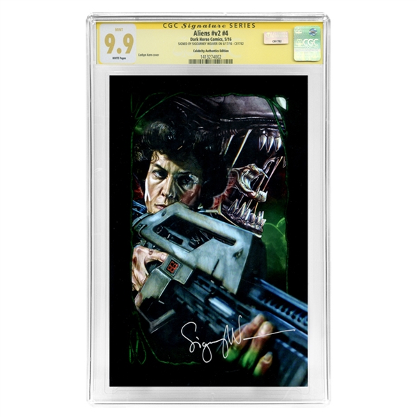 Sigourney Weaver Autographed 2016 Aliens #4 Celebrity Authentics Variant Ripley Cover CGC SS 9.9 (mint)