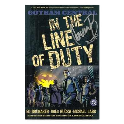 Camren Bicondova Autographed Gotham Central HC Comic with SK Inscription