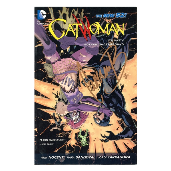 Camren Bicondova Autographed Catwoman #4 Gotham Underground Comic with SK Inscription