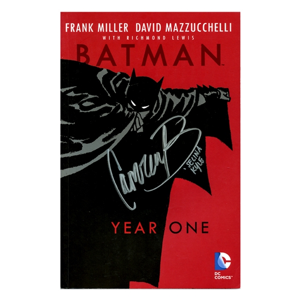 Camren Bicondova Autographed Batman Year One Comic with Selina Kyle Inscription
