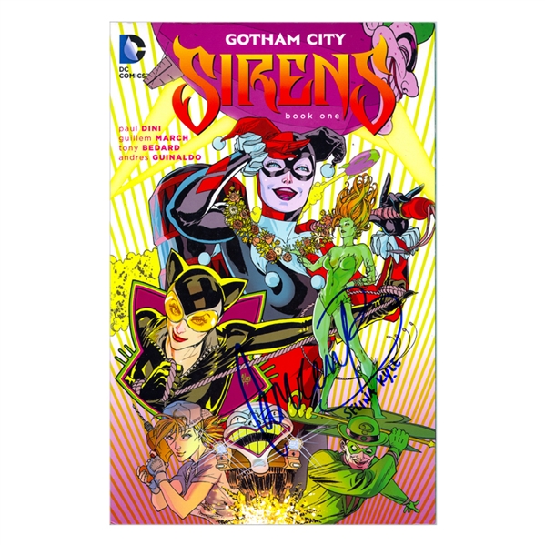 Camren Bicondova Autographed Gotham City Sirens Book 1 Comic with Selina Kyle Inscription