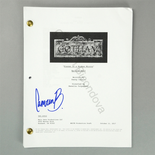 Camren Bicondova Autographed Gotham Pieces of a Broken Mirror Episode #412 Script