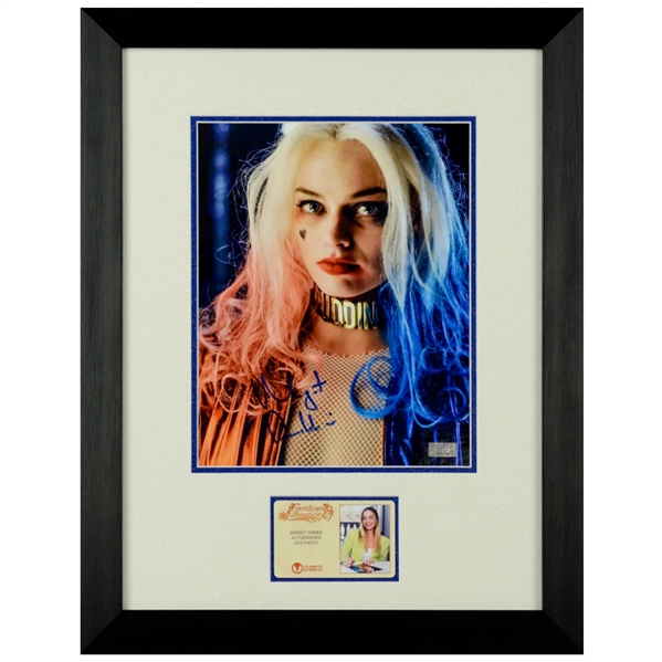 Margot Robbie Autographed Suicide Squad Harley Quinn Puddin 8x10 Framed Photo