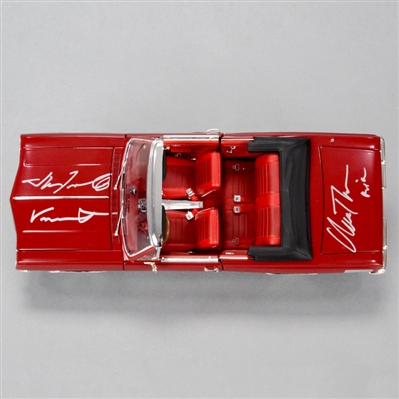 Uma Thurman & John Travolta Autographed Pulp Fiction 1965 Chevrolet Chevelle 1:18 Scale with Character Names
