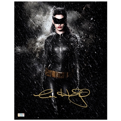 Anne Hathaway Autographed 2012 The Dark Knight Rises Catwoman Rain 11x14 Photo